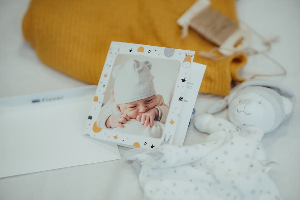 créer vos cartes personnalisées pour annoncer la naissance d'un bébé